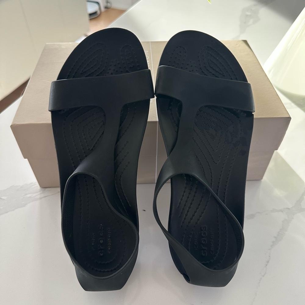 CROCS Serena Black Women's Open-Toe Slingback Sandals - Picture 6 of 11